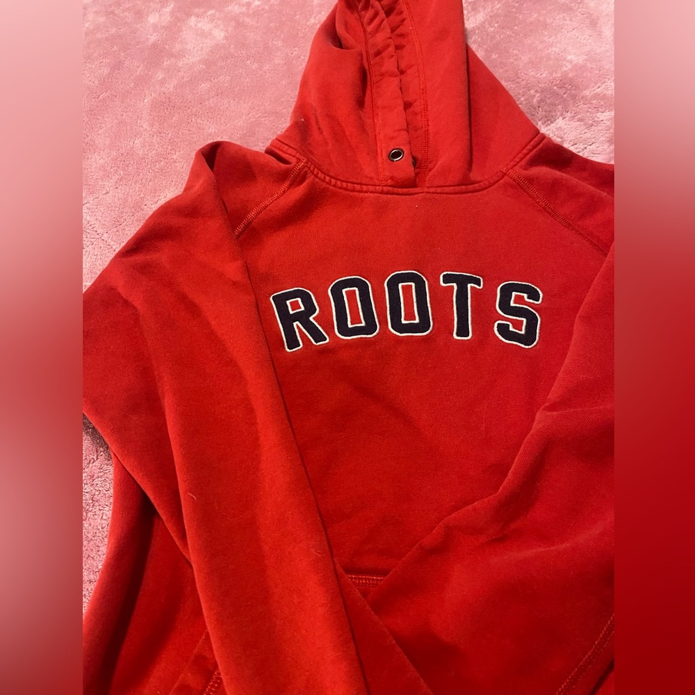 ROOTS ❤️ red hoodie ❤️
